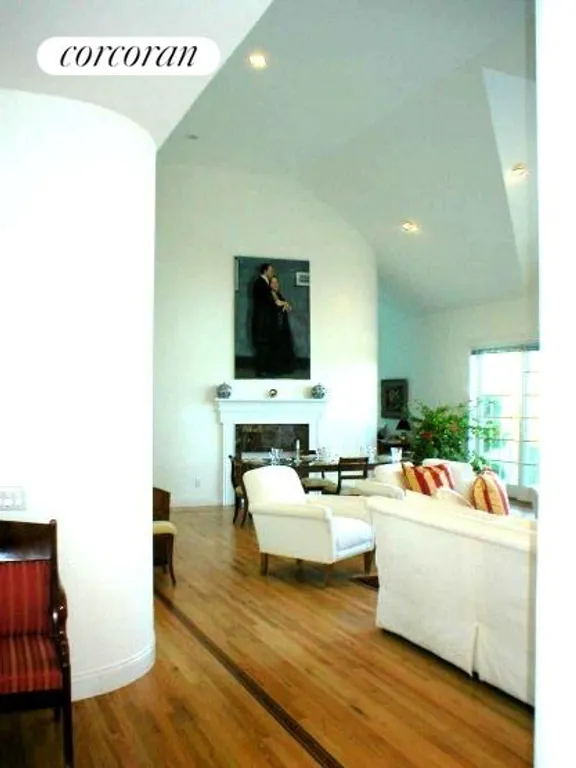 New York City Real Estate | View  | Architecturally interesting - double height ceilings | View 7