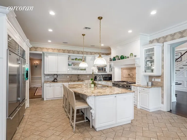 New York City Real Estate | View 308 Cobb Road | eat-in kitchen | View 7