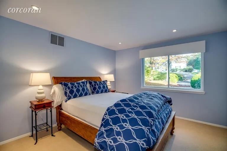 New York City Real Estate | View East Quogue | room 10 | View 11