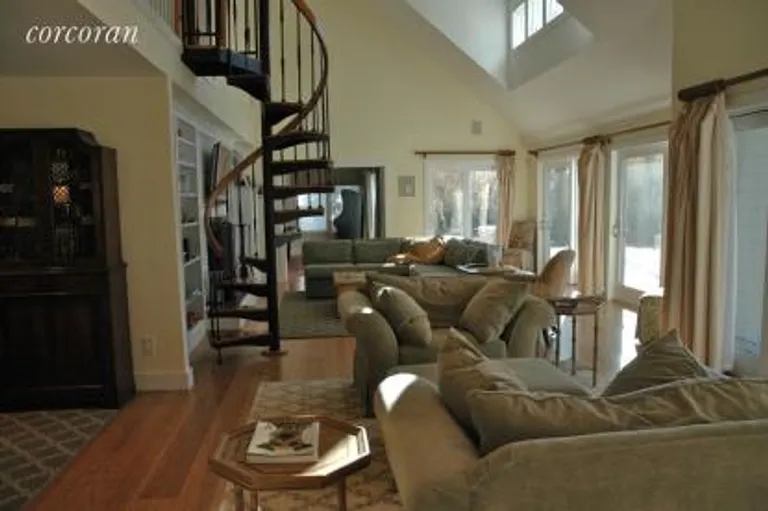 New York City Real Estate | View Quogue | Living Room | View 4