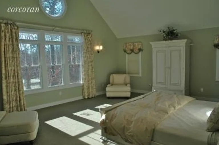 New York City Real Estate | View Quogue | Master Bedroom | View 8