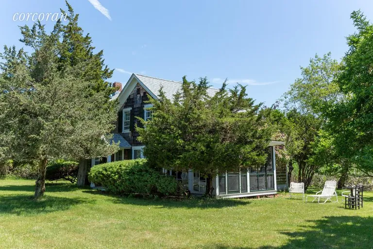New York City Real Estate | View Westhampton | 4 Beds, 2 Baths | View 1