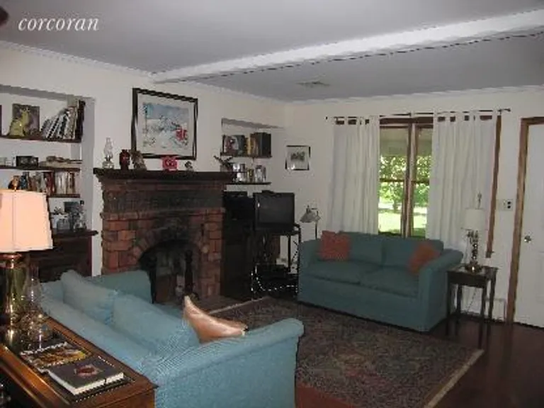 New York City Real Estate | View 142 North Ferry Road | Living Room | View 3