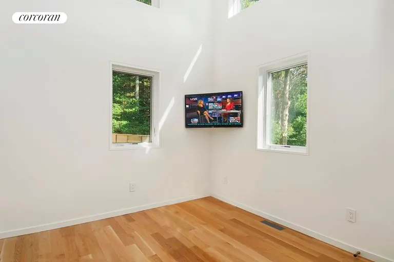 New York City Real Estate | View  | guest bedroom with flat screen | View 14