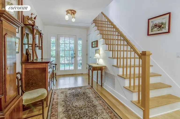 New York City Real Estate | View 17 Katie Lane | Inviting entryway | View 2