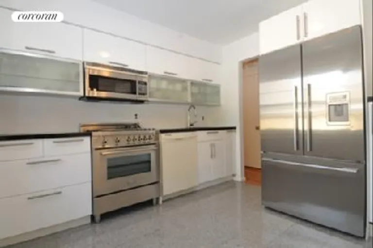 New York City Real Estate | View  | 4 Beds, 2 Baths | View 1