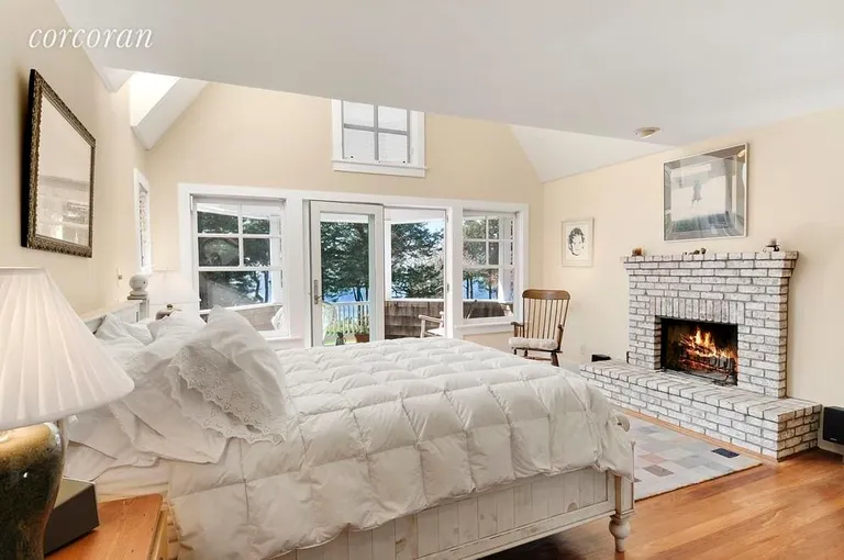 New York City Real Estate | View 11 Robertson Drive | Master bedroom | View 12