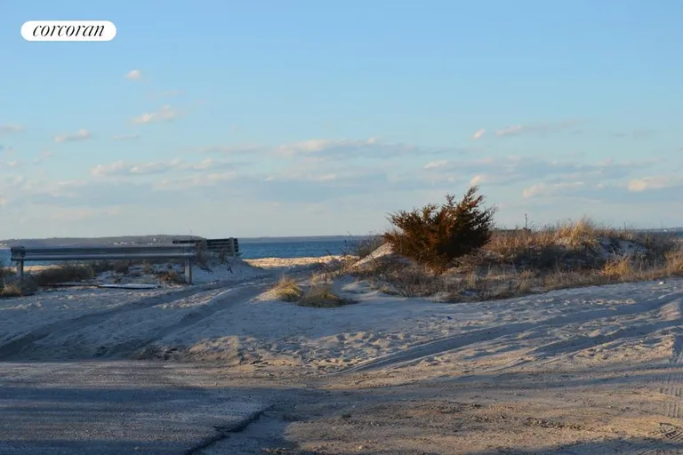 New York City Real Estate | View  | entrance to towd point beach | View 15
