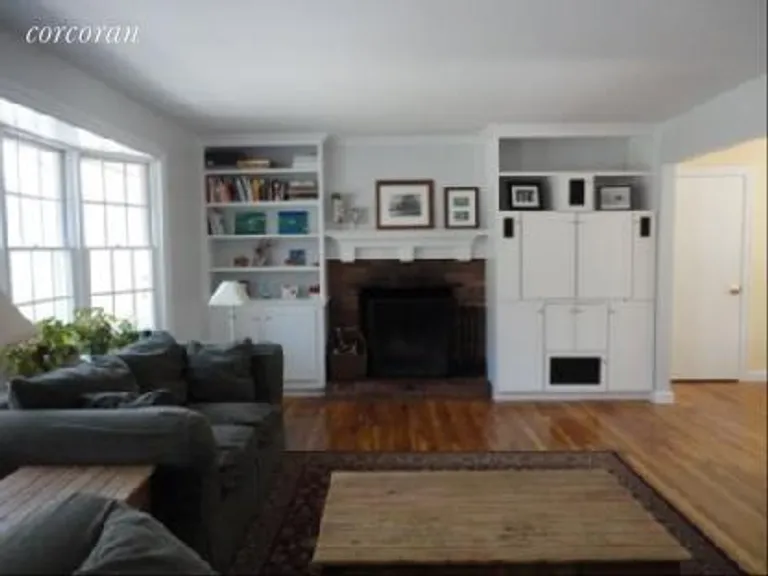 New York City Real Estate | View 22 Marion Ln | room 4 | View 5