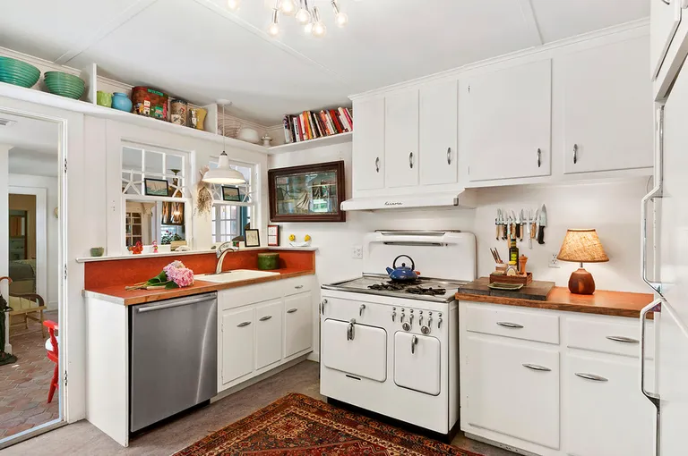 New York City Real Estate | View  | Cottage Kitchen | View 8