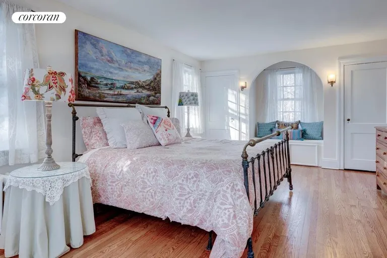 New York City Real Estate | View 1425 New Suffolk Avenue | room 7 | View 8
