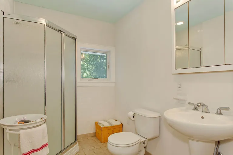 New York City Real Estate | View 4 Bay View Avenue | room 9 | View 10