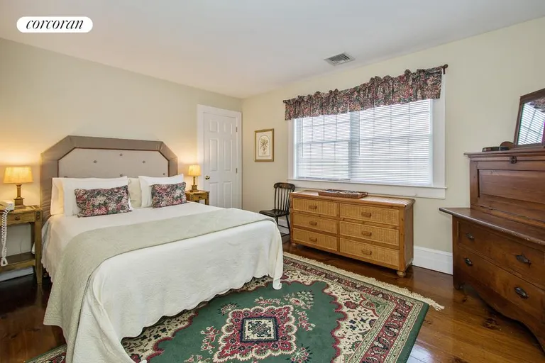 New York City Real Estate | View  | Guest room | View 11