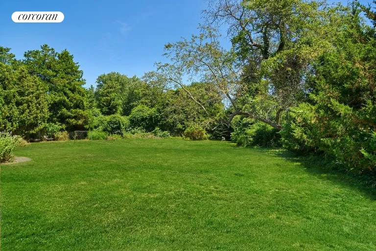 New York City Real Estate | View  | 1/2 acre- room for pool AND spacious yard | View 5