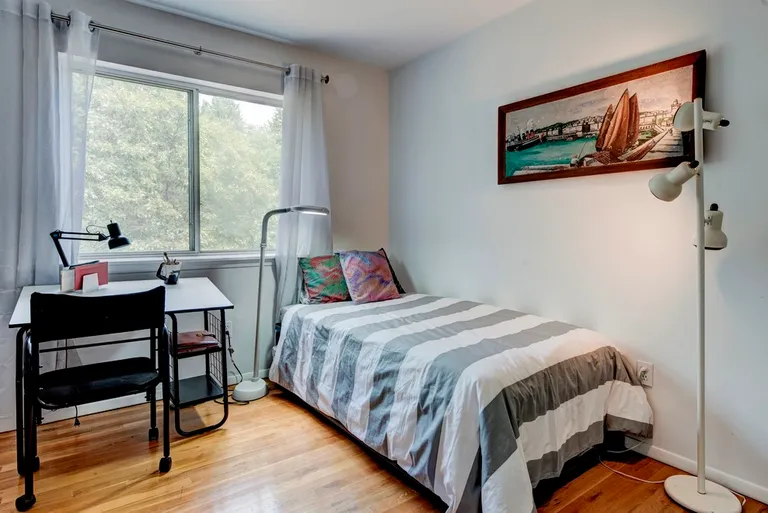 New York City Real Estate | View  | Guest Bed | View 9