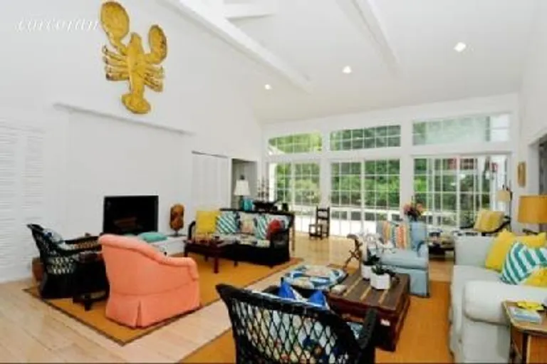 New York City Real Estate | View Quogue | Living Room | View 2