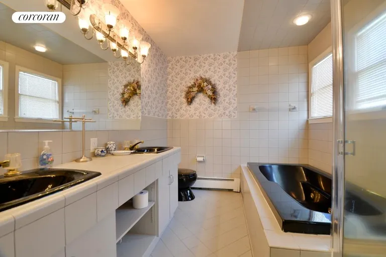 New York City Real Estate | View  | master bathroom | View 9