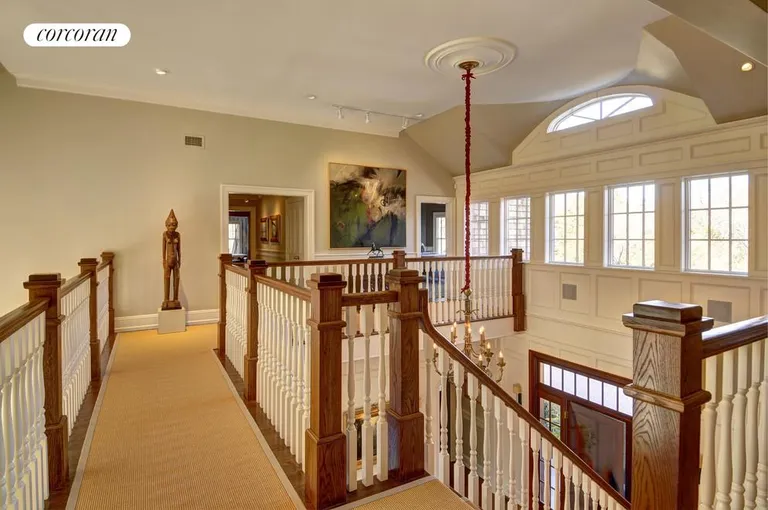 New York City Real Estate | View  | Upstairs gallery | View 15