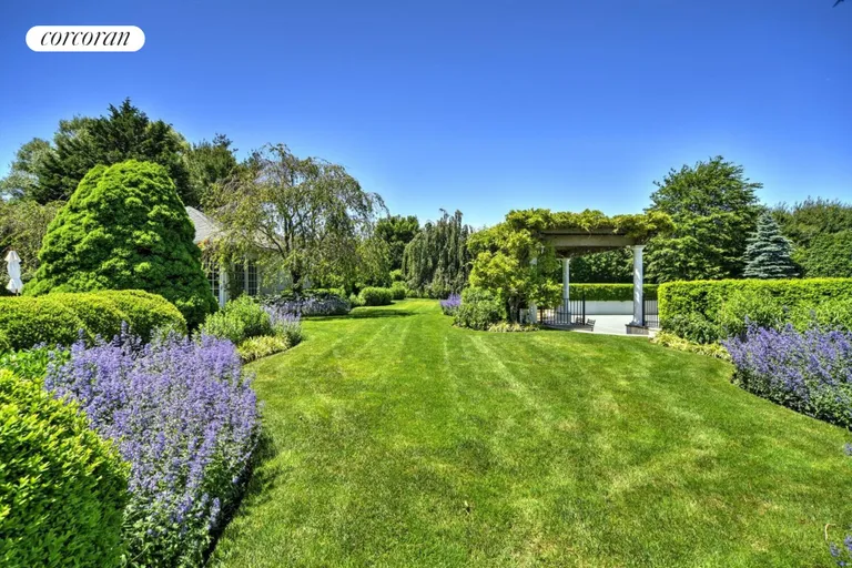 New York City Real Estate | View  | Expansive Lawn | View 22