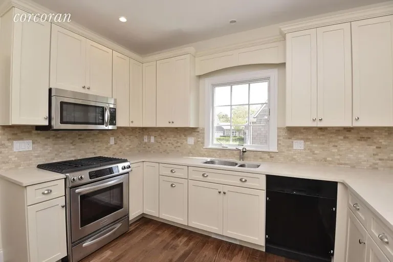 New York City Real Estate | View 21-26 Jessup's Landing Lot 26 | sample kitchen | View 8