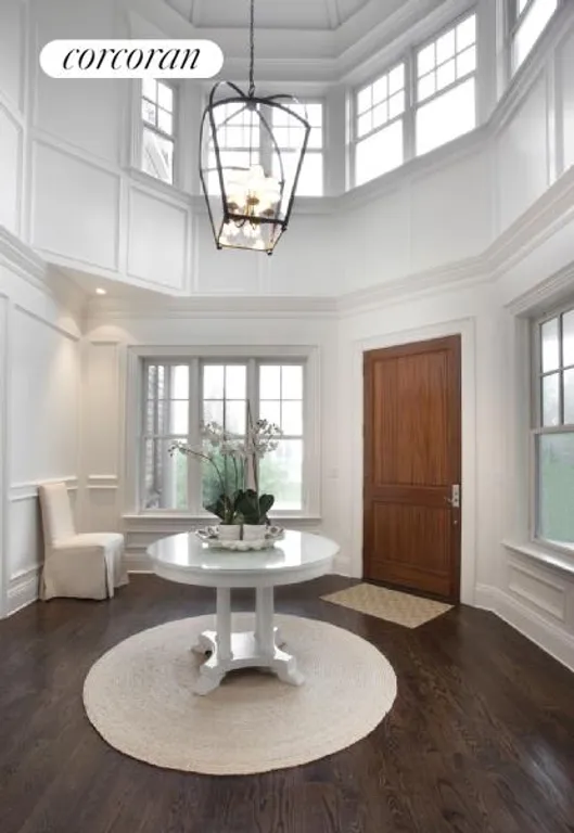New York City Real Estate | View  | entry hall | View 4