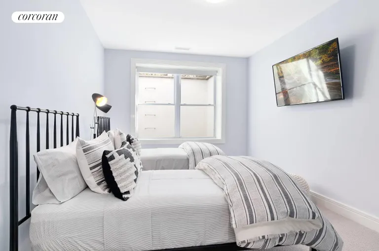 New York City Real Estate | View 19 Quarty Circle | room 23 | View 24