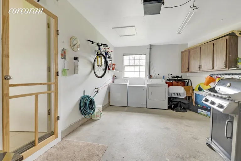 New York City Real Estate | View 11 Saint Andrews Circle | Over Sized Garage | View 17