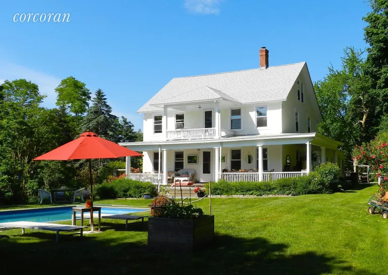 New York City Real Estate | View 10 Sleepy Hollow Road | 8 Beds, 3 Baths | View 1