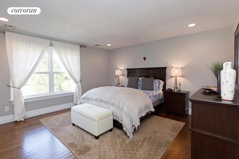 New York City Real Estate | View 88 Tuckahoe Lane | guest bedroom | View 19
