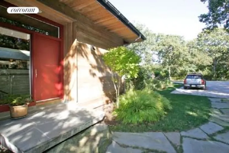 New York City Real Estate | View  | ENTRANCE AND DRIVEWAY | View 22