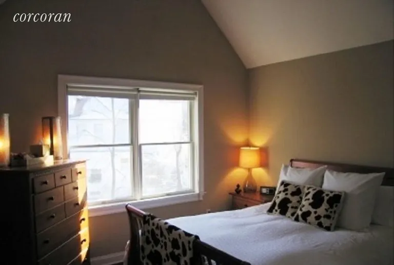 New York City Real Estate | View 165 North Ferry Road | guest bedroom | View 10