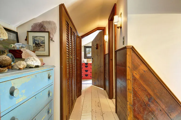 New York City Real Estate | View  | Upstairs hall | View 9