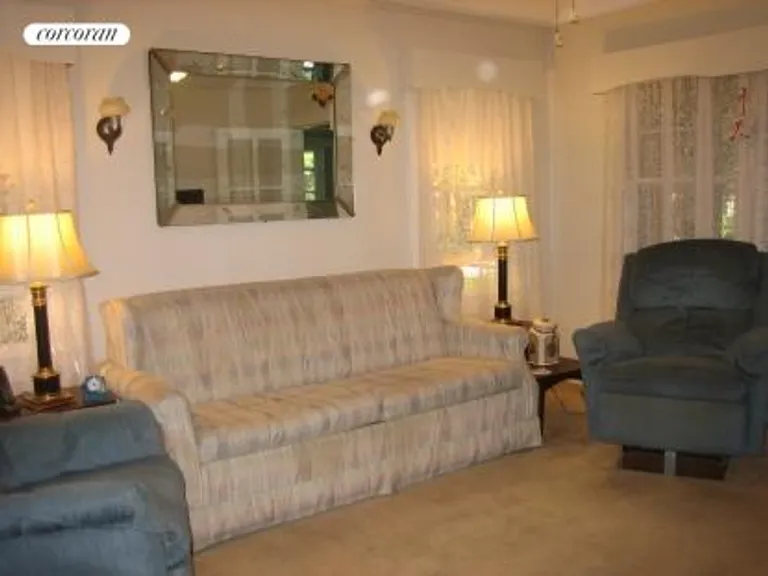 New York City Real Estate | View  | Living room | View 3