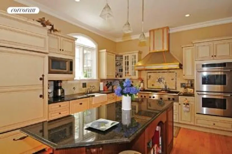 New York City Real Estate | View  | Custom kitchen | View 6