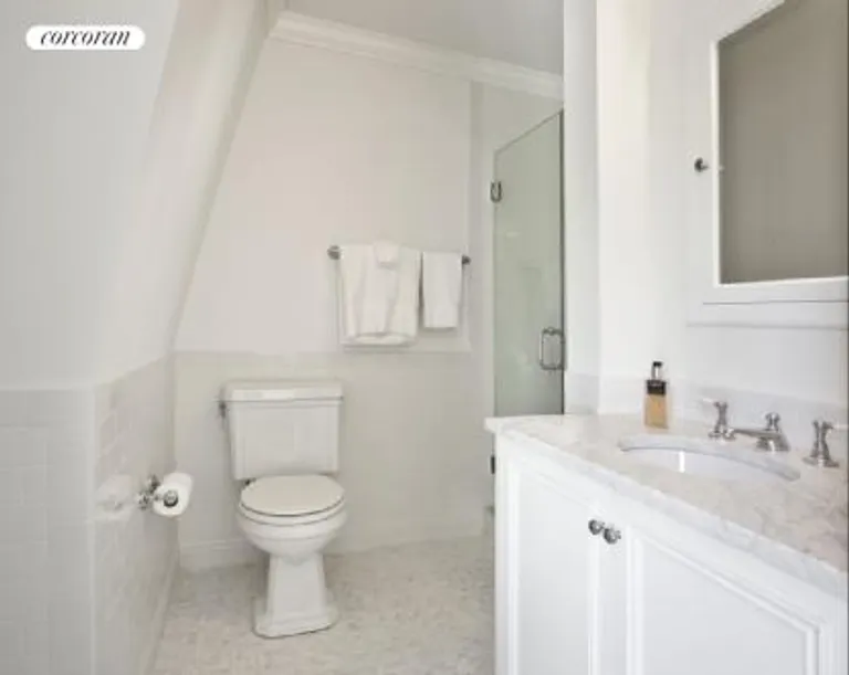 New York City Real Estate | View  | guest bathroom | View 19