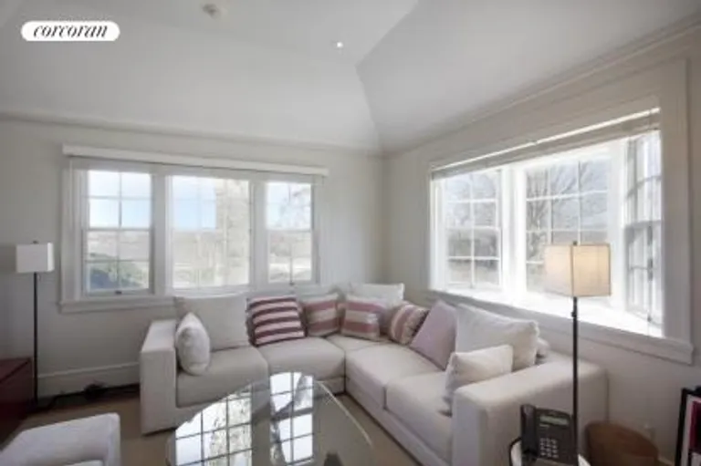 New York City Real Estate | View  | Sitting room off the kitchen | View 20