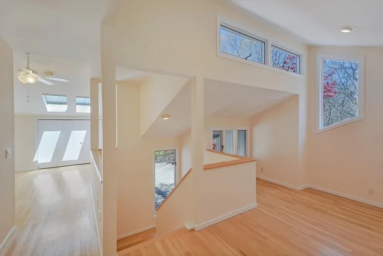 New York City Real Estate | View  | Soaring loft spaces | View 13