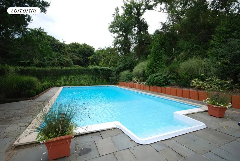 New York City Real Estate | View  | Pool 1 | View 2