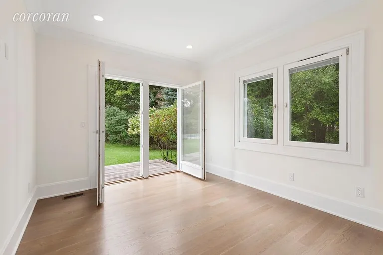 New York City Real Estate | View 10 East Drive | Bedroom | View 11