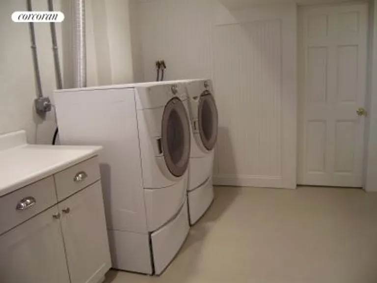 New York City Real Estate | View  | laundry room | View 18