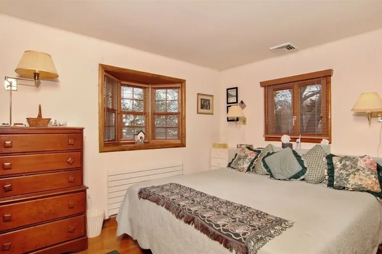 New York City Real Estate | View 33 Tuthill Drive | Bedroom | View 9