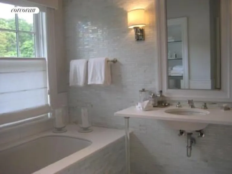 New York City Real Estate | View  | hers bath | View 12