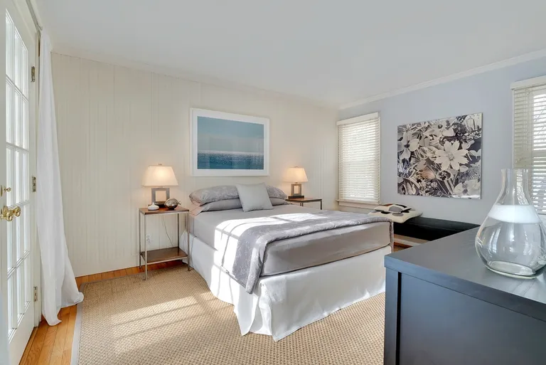 New York City Real Estate | View 197 Stephen Hands Path | Master bedroom | View 10