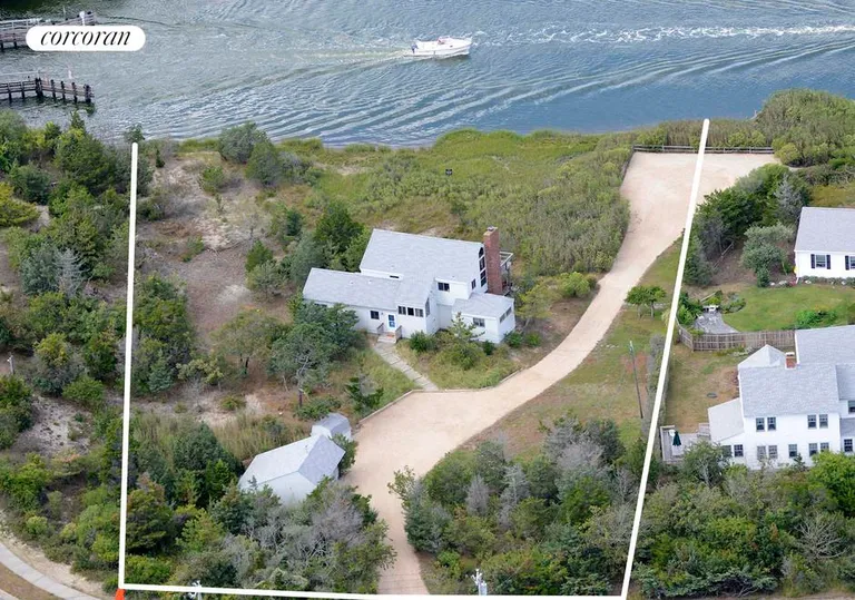 New York City Real Estate | View 115 Dune Road | 5 Beds, 3 Baths | View 1