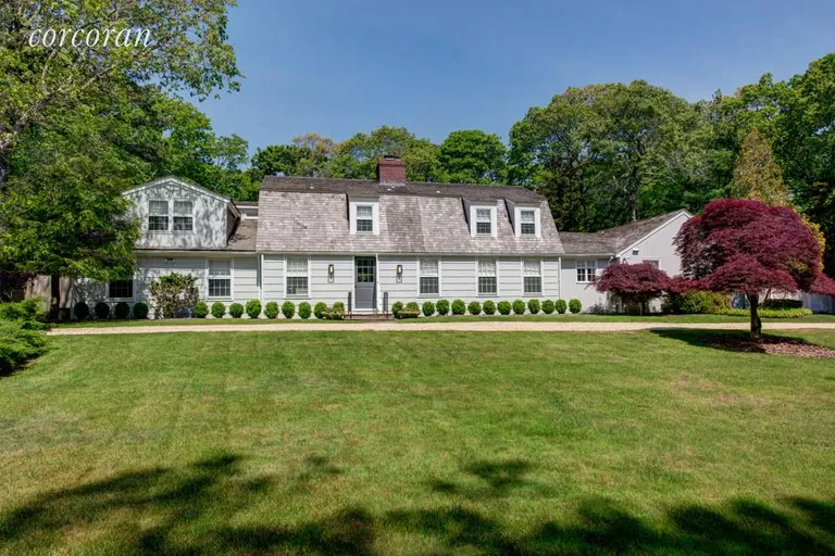 New York City Real Estate | View 241 Cove Hollow Road | Sweeping Front Lawn | View 15