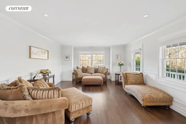 The Hamptons Real Estate | View 47 Bathing Beach Road | room 11 | View 12