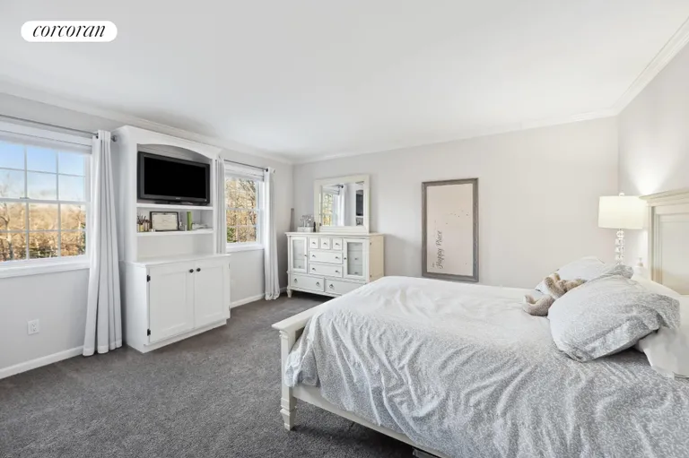The Hamptons Real Estate | View 47 Bathing Beach Road | room 17 | View 18