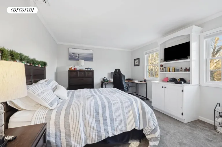 The Hamptons Real Estate | View 47 Bathing Beach Road | room 19 | View 20