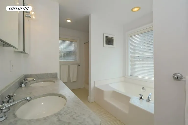 New York City Real Estate | View  | Master bathroom | View 13
