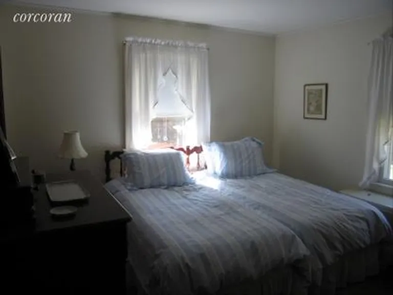 New York City Real Estate | View 27 Grand Avenue | room 8 | View 9